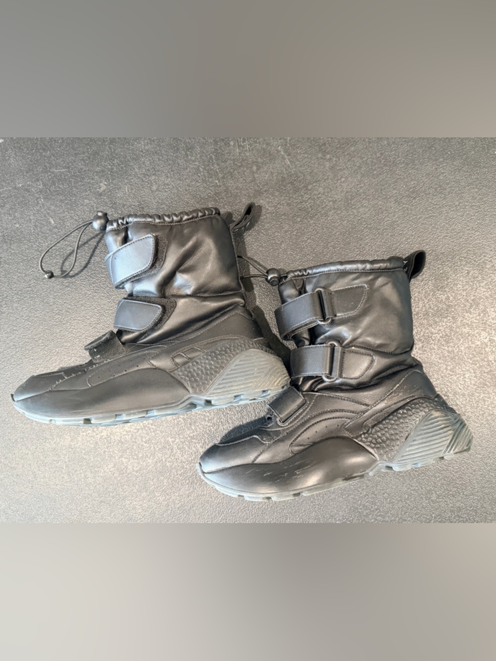 Stella McCartney Black Eclypse Sneaker Snow Boots. Pre Owned & Loved. Size 38. - Picture 7 of 17